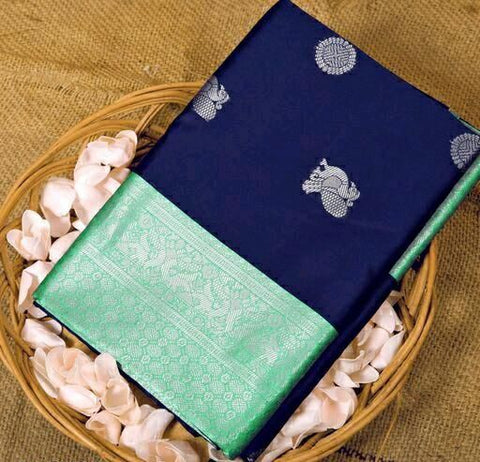 Stunning Zari Woven Kanjivaram Silk Saree
