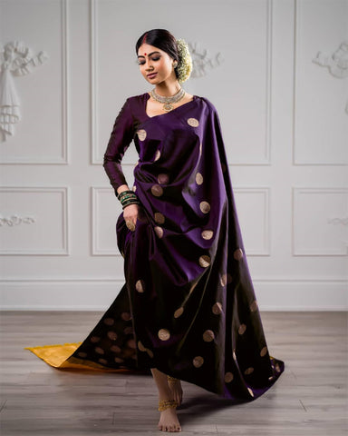Women's Zari Work Silk Sarees