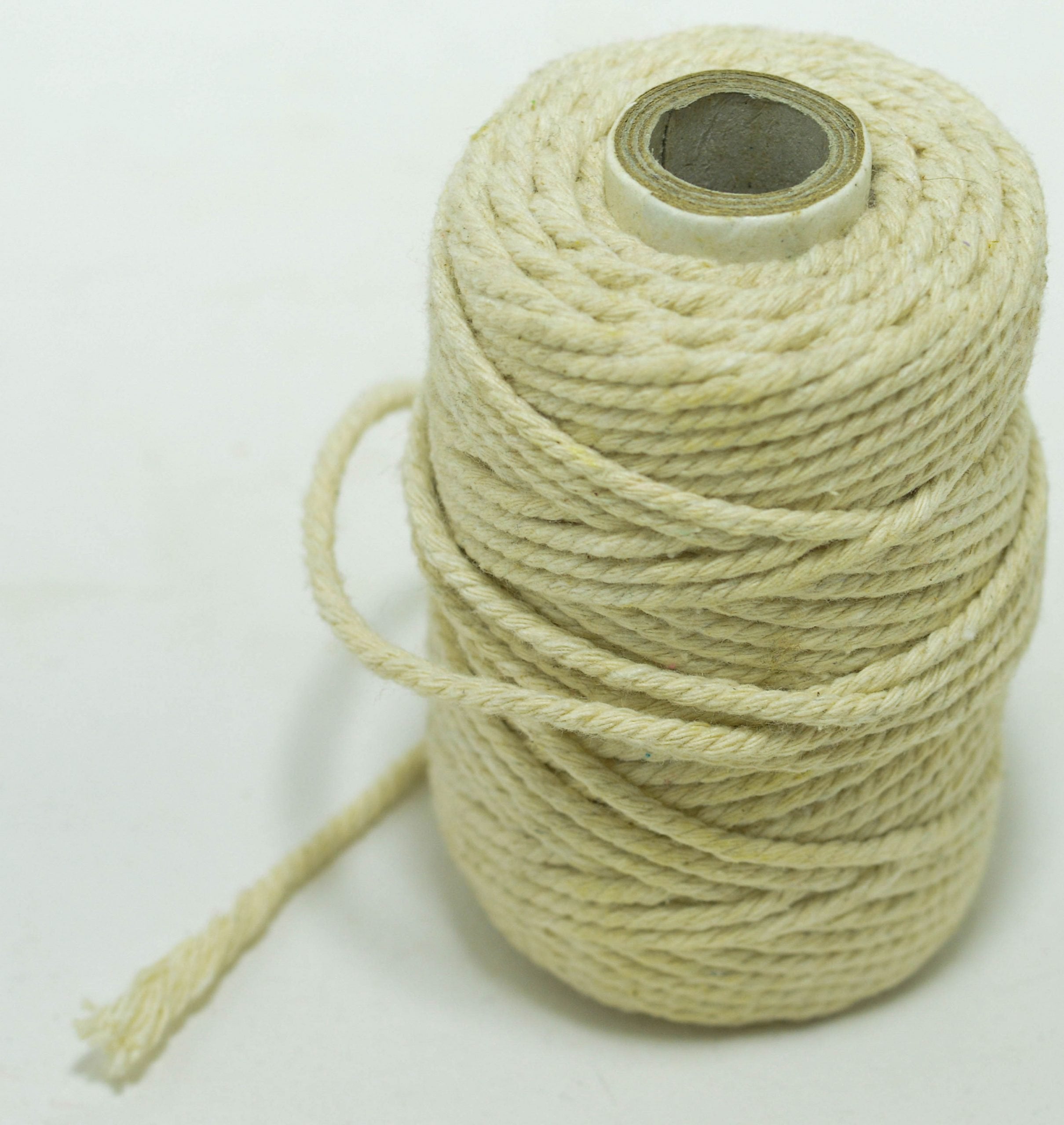 COTTON THREAD  ROLL FOR CRYSTAL DECOUPAGE
