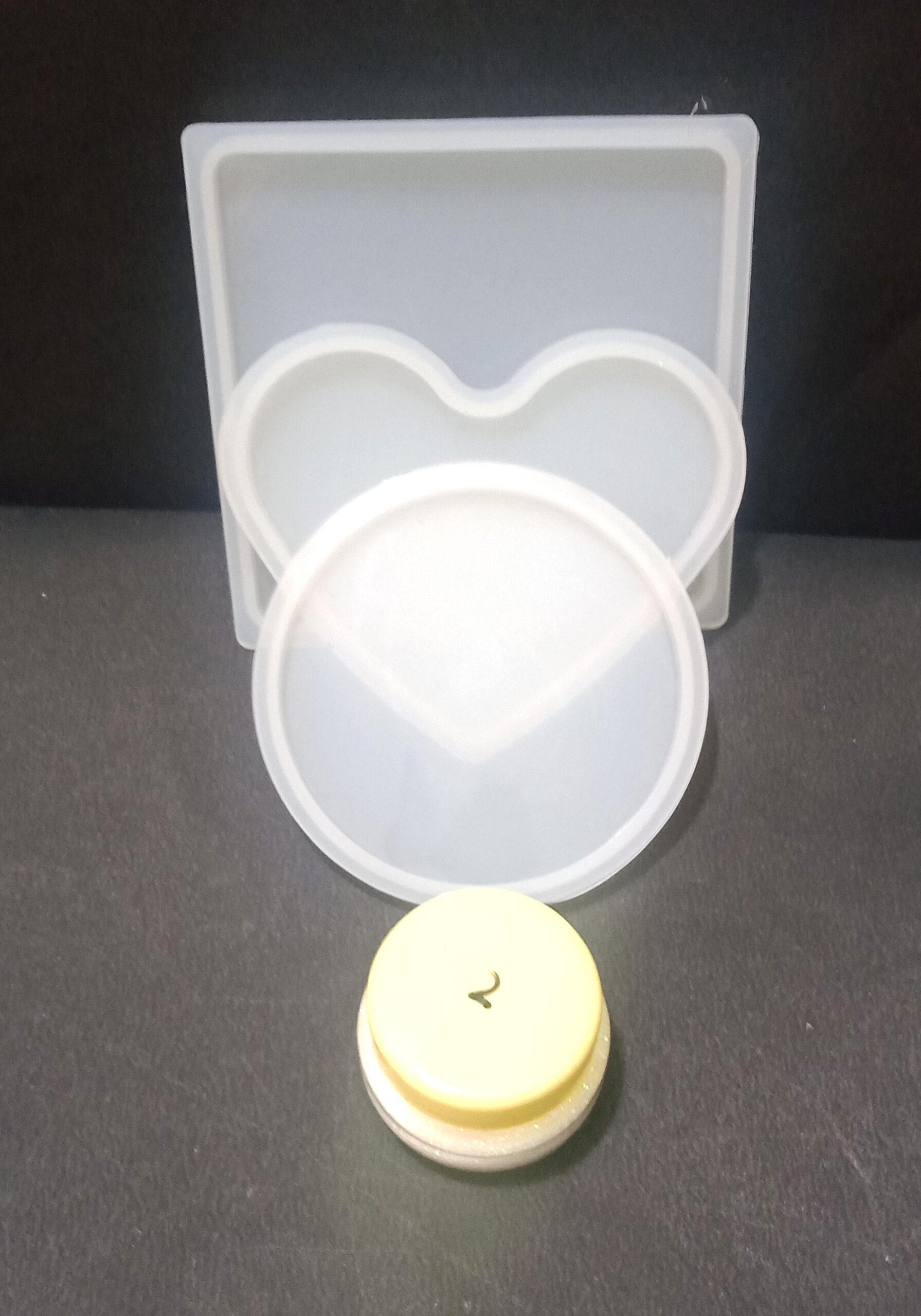 Silicone mold resin coaster with holographic white glitter - 1 set